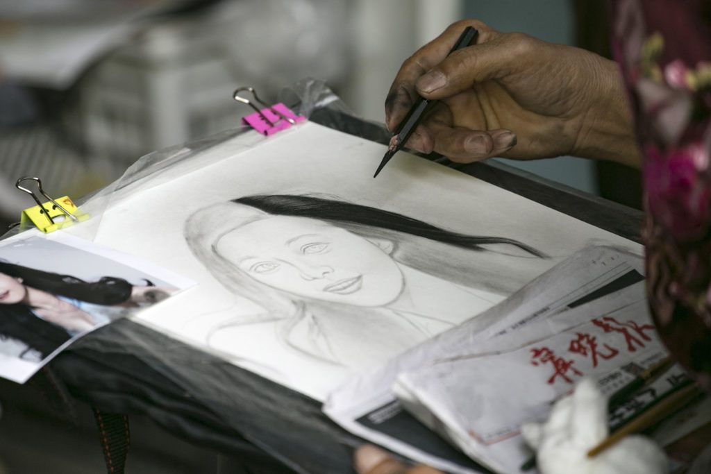 Photo by Getty Images |  Drawing Hair in Graphite and Colored Pencil for Beginners |  Lee Hammond, Artists Network